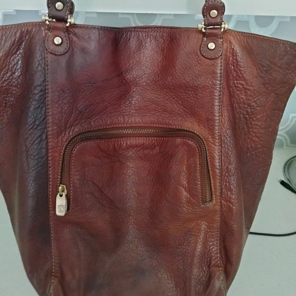 LC Leather Bucket Tote - Picture 11 of 13